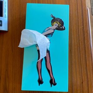 Flying Skirt® Tissue Box (Resin Embossed Pop Art Print, Metal Weighted Bas)